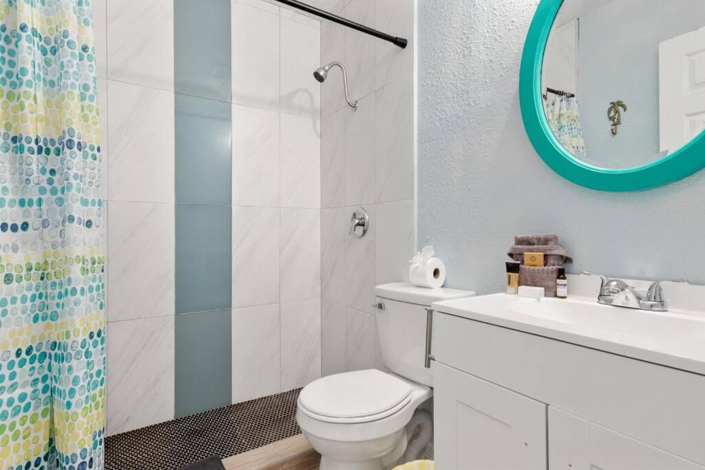 Beautiful Waterfront 1 Bedroom #4 푼타고다 외부 사진